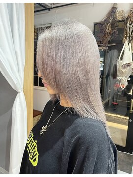 髪屋 紬 グレージュ/ケアブリーチ/ブリーチ/ダブルカラー