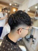 glow up by24 忠岡 フェード×パーマで魅せる立体ショート