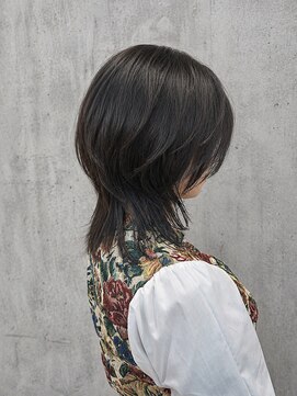 ピース バイ シータ(PEACE by CITA) 【アキヒロ】小顔ウルフくびれレイヤーハッシュカット20代30代