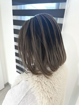 イロアイ(iro I) バレイヤージュ