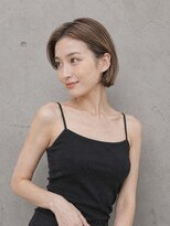 スラッシュ(SLASH)&nbsp;【SLASH】大胆に耳掛けして魅せる大人な重軽ボブ