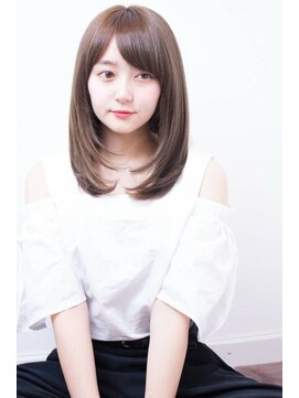 ユナイテッドケアーズ 名駅店(UNITED CARES) 厚めバンク  グレージュカラー【ユナイテッドケアーズ】