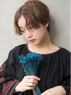 ヌー 代官山(nuu) ・30代イメチェンハンサムショートセンター分けショート