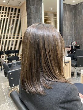 ラテ 渋谷(LATTE) マットベージュ カラー