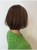 大人可愛い前下がりひし形小顔ボブ風ショート