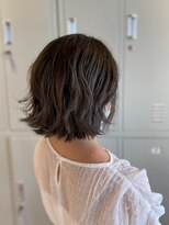 マシェリ(ma cherie)&nbsp;外ハネ、ゆるウェーブボブ