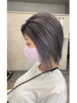 ベルヘアーイロハ(Belle hair iroha) シャドールーツ