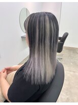 ウェルブ(Welb.)&nbsp;ブラック×ホワイト＝アンブレラカラー