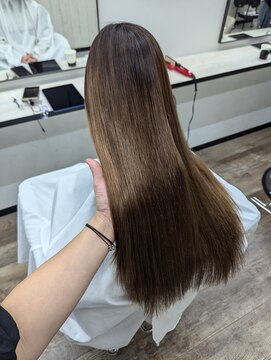 ナンバー ブラオ 名古屋栄(N° blao) 酸性ストレート