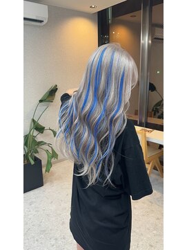 天神美容室 ダブルカラー／レイヤーカット／ハイトーン