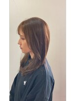 ヘアーアンドメイクアップモパ ロングレイヤー