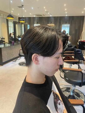 ダブル(W) メンズ/センターパート/マッシュショート/韓国