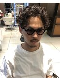 センターパート×パーマ