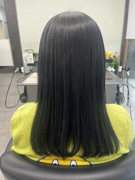 ガルボヘアー 桟橋店(garbo hair) オイルストレート 艶カラー ブルー 顔まわりレイヤー