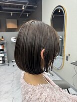 リノ 金山(Rino) デザインカラー/レイヤーカット/ウェットヘア/オリーブベージュ