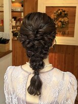 編み下ろし　結婚式　お呼ばれ　ヘアアレンジ　大人かわいい