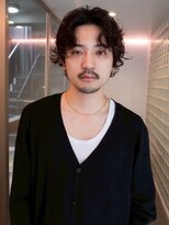 フィルムス 田町芝浦(FILMS) men'sカットスペインカールブルーブラック黒染めブリーチ/田町