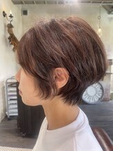 アトリエクローバー(Atelier Clover) ショートボブstyle