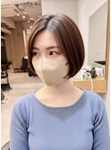 広がりを抑えて上品に|40代のためのまとまりボブ