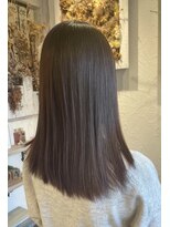 フロール(florun)&nbsp;ツヤツヤサラサラ縮毛矯正×ライトアッシュ