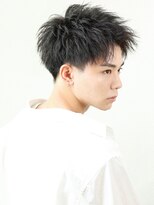 リップス レイ ギンザ(LIPPS Ray GINZA)&nbsp;ツーブロック刈り上げ横顔決まるソフトツイストショート