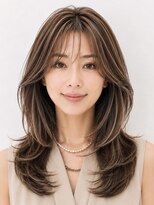 サーカス バイ ビュートリアム 青山(CIRCUS by BEAUTRIUM)&nbsp;上品ベージュハイライト×大人レイヤー 30代40代50代 表参道青山