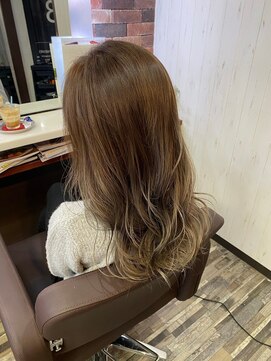 ヘアー リードレス(hair Re:dress) ルミエールジンジャー_ナチュラルグラデーション_ゆるふわカール
