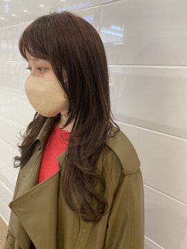 ゼル イオンタウン名西(ZELE) ロングレイヤー