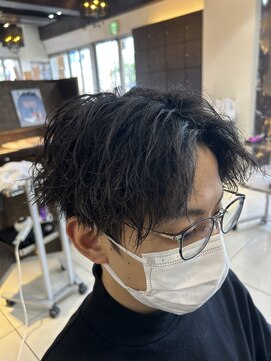 フォルテ 草薙店 ツイストスパイラルパーマ　センターパート