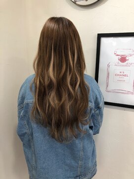 ニーナ ヴィジョン(NINA visioN) カット+プルエクステ