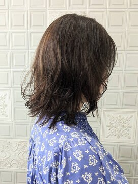 トリエラ 池袋(TRIELA) ラフカールｘベージュ