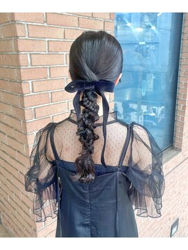 サロンドミルク 原宿(salon de MiLK) タイト編みおろしアレンジ