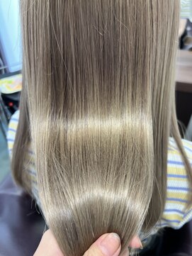 榮(Salon de 榮) ブリーチ　酸熱トリートメント