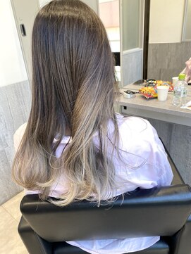 アトリエ(Atelier) グラデーションカラーシルバー