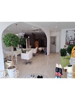 【9時～22時まで営業☆当日予約OK】行きたいときにすぐ行ける美容室！お仕事帰りにも立ち寄れます◎