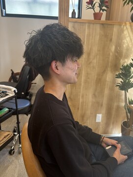 エピ(EPI) さわやかマッシュ☆ツイストパーマでよりいい感じ☆