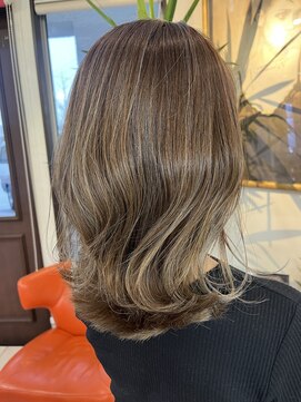 コレットヘア(Colette hair) 白髪ぼかし/ハイライト/デザインカラー