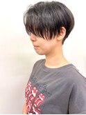 20代 30代 刈り上げハンサムショート 黒髪前下がりショート 池袋