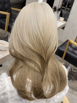 トゥルークリエイション 新越谷(True Creation) ルーツカラー