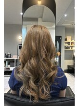 シエル 姫路みゆき通り店(CIEL)&nbsp;ウェーブロングレイヤースタイル