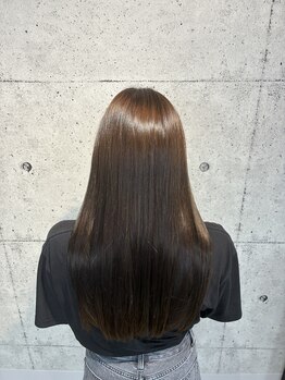 ラフ(LAF.)の写真/髪質の変化によるパサつき・うねりに。独自の髪質改善×縮毛矯正で、指通りの良い滑らかな質感が続く。