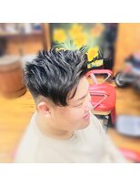 サンアンドマーリィズバーバー 駅前店(SON&MARLEY'S BAR BER)&nbsp;フロント長めのパーマフェード