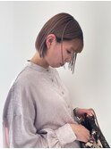 ハイトーンの切りっぱなしボブ