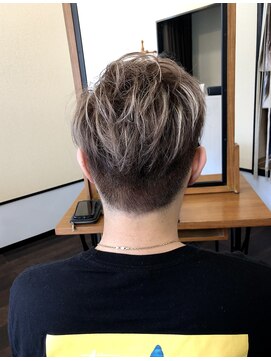 リピュア(Re:PURe) **ホワイト系アッシュブラウンハイライト**