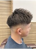 学生＆社会人大好評王道ツーブロックショートアップバング黒髪