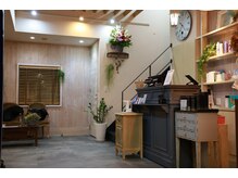 アンレーブ ヘア メイクの雰囲気（店内の雰囲気です。落ち着いた雰囲気となってます♪）