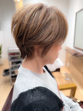 ハル(haru) 美人シルエットショート