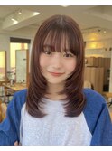ミディアムレイヤー　似合わせカット　顔まわり　暖色カラー