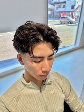 トラップヘアー メンズフェードウェーブパーマメンズフェザーパーマ