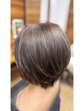 インプレッション 倶知安店(impression) ナチュラルベージュ